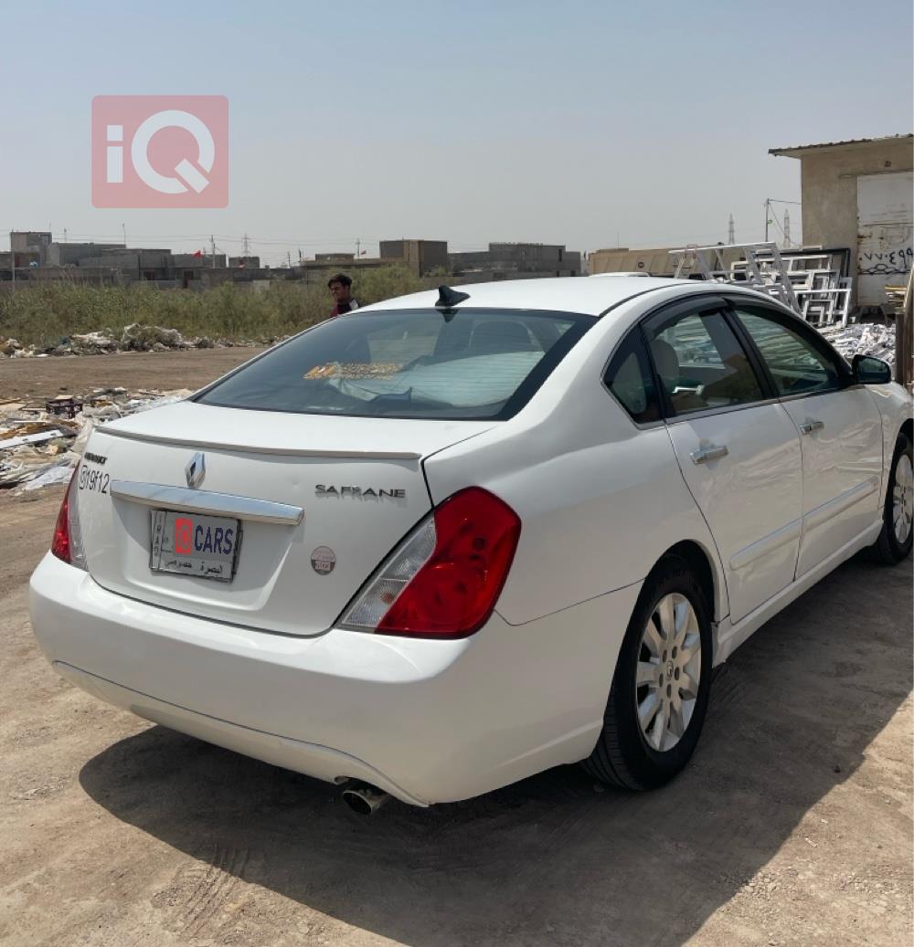 رينو سافران